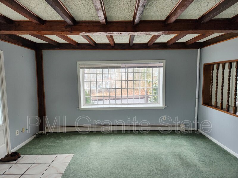 Primary Photo - 21 Loop Rd