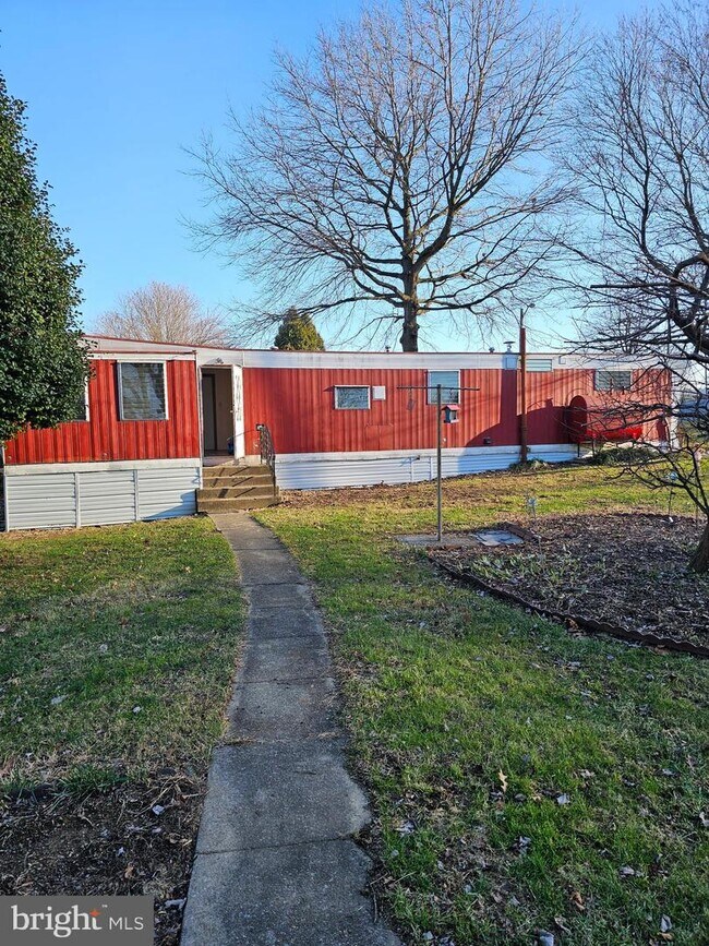 Foto del edificio - 1649 Ridge Ave