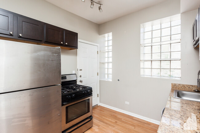 Foto del edificio - 948 W Willow St