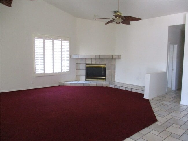 Building Photo - 2902 Desert Vista Dr