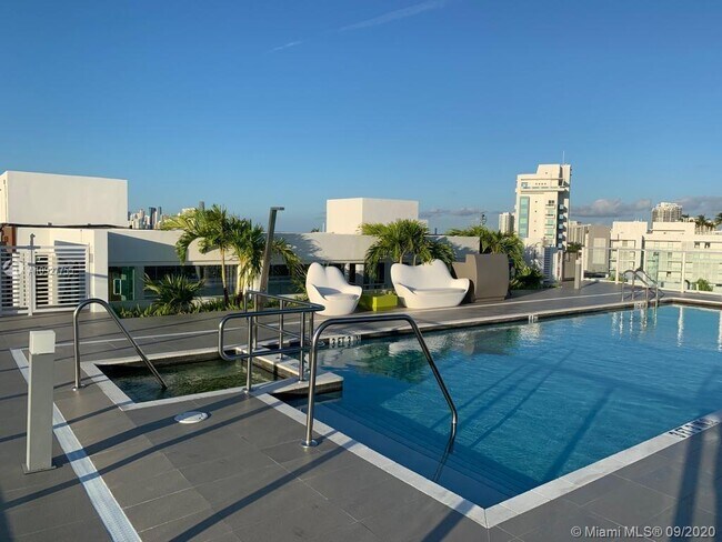 Foto del edificio - 1150-1102 102nd St