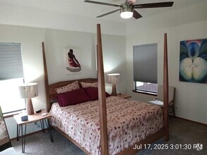 Building Photo - 1712 Creek Bend Cir