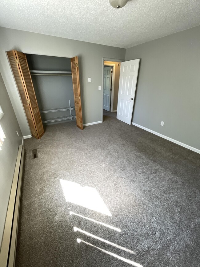 Building Photo - 6233 43rd St SW
