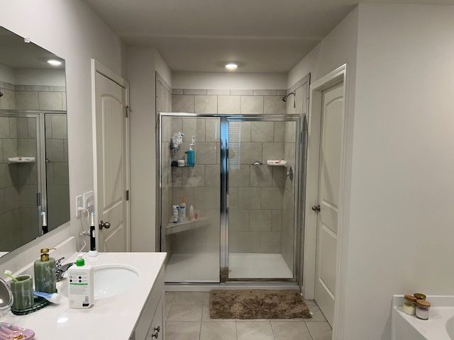 Foto del edificio - 2213 Blue Monarch Dr