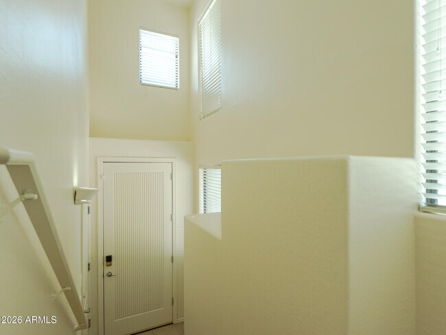Foto del edificio - 705 W Queen Creek Rd