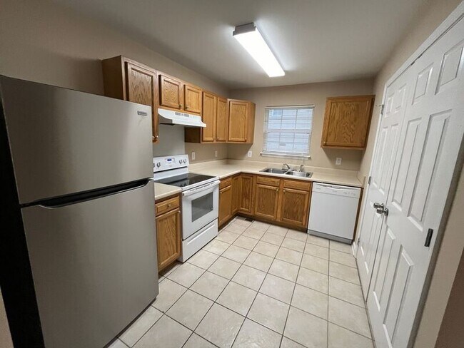 Foto del edificio - 61 Corley Ave