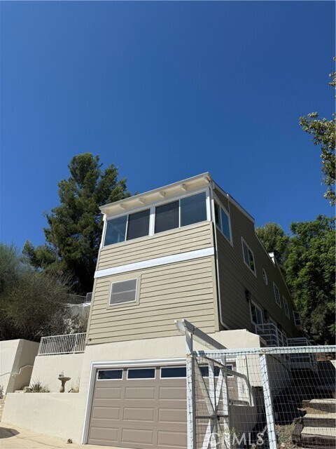 Foto del edificio - 1761 Deerhill Trail