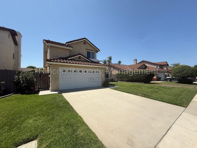 Foto del edificio - 13106 Knotty Pine St
