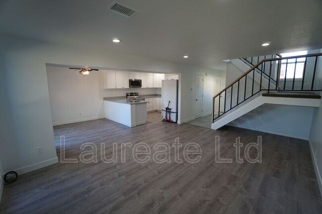 Foto del edificio - 7152 Depew Cir