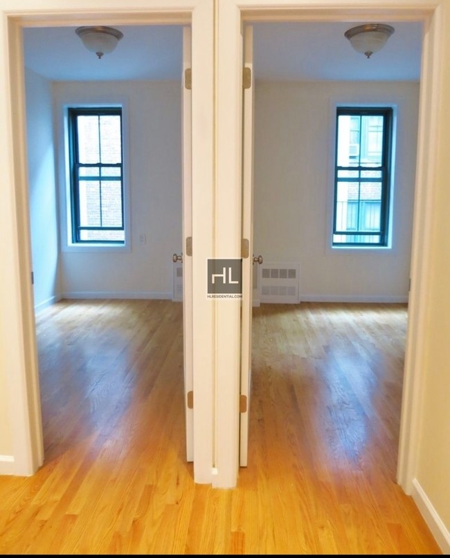 Building Photo - “Junior” 2-BEDROOM + 1 BATHROOM UES APT!