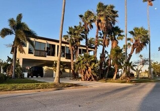 Building Photo - 3203 DE BAZAN Ave