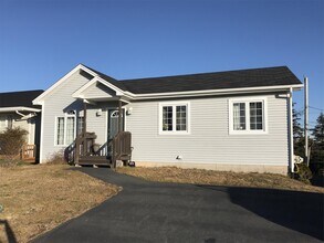 Building Photo - 38 Burry Port St