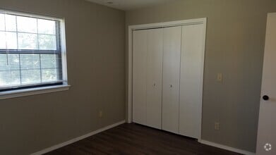 Building Photo - 1107 Bird Rd