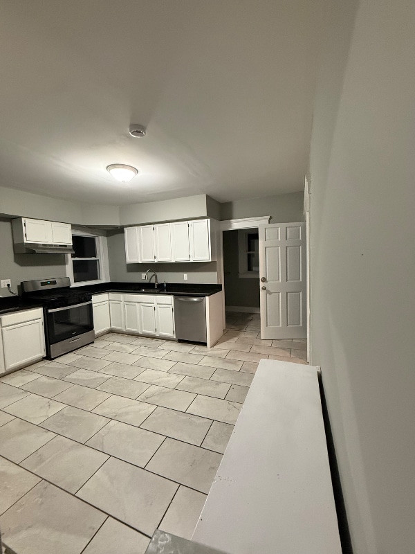 Building Photo - 17 Reynolds St