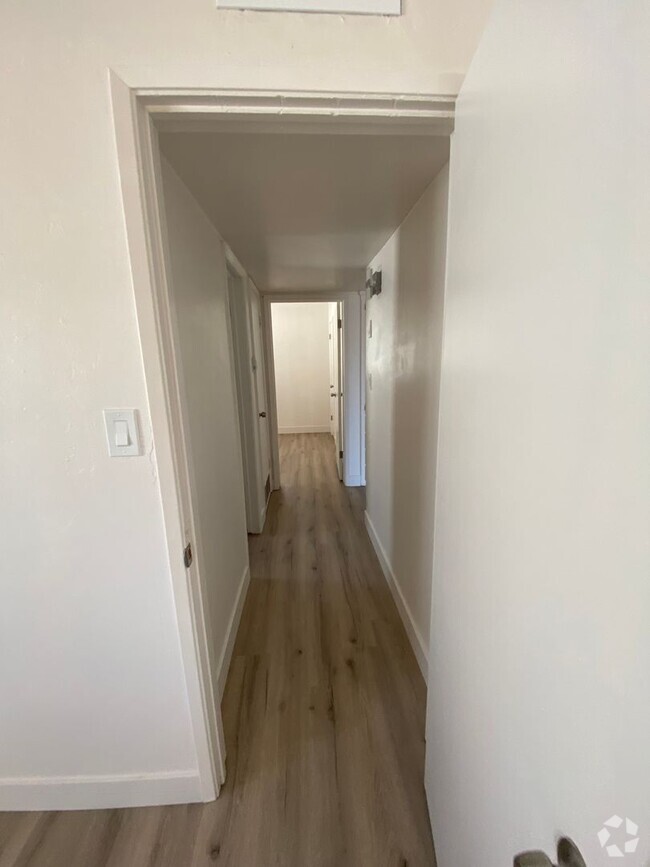Building Photo - 1815 Talisman Dr