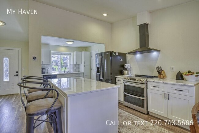Building Photo - 20978 E Dorado Cir