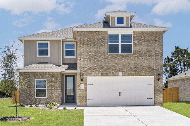 Building Photo - 304 Live Oak Ln