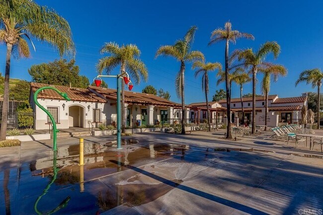 Building Photo - Luxury Townhome in Beautiful Belleza San Miguel Ranch!