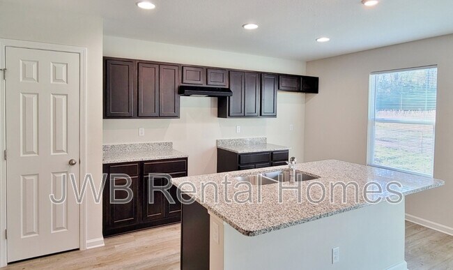 Foto del edificio - 8566 Cheryl Ann Ln