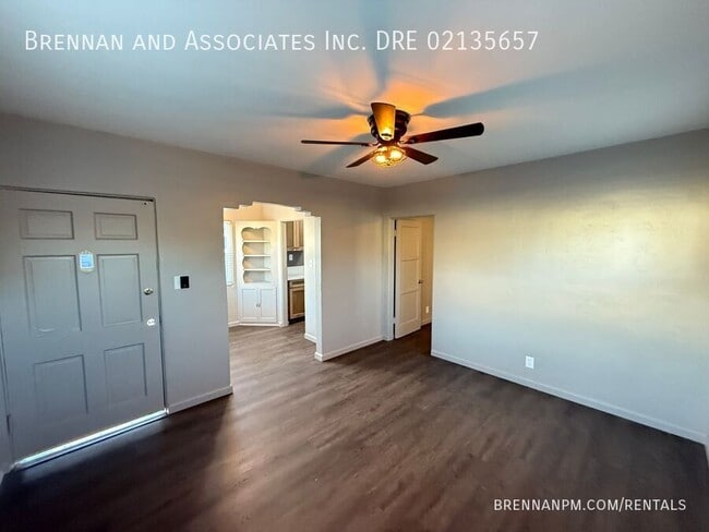 Foto del edificio - 736 Del Mar Ave