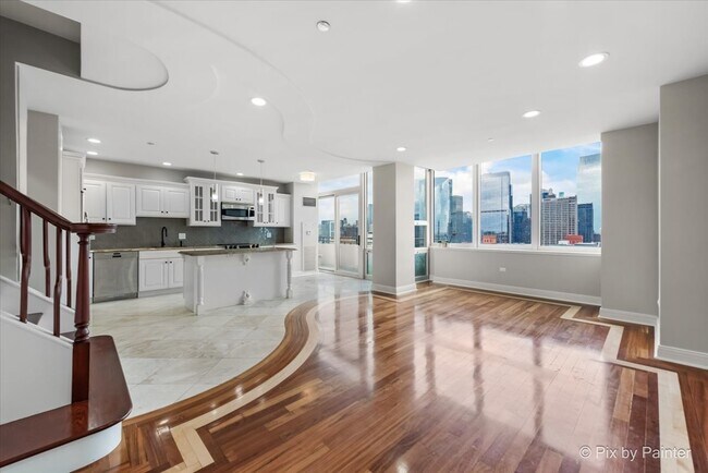 Foto del edificio - 737 W Washington Blvd