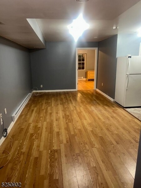 Foto del edificio - 281 W Runyon St
