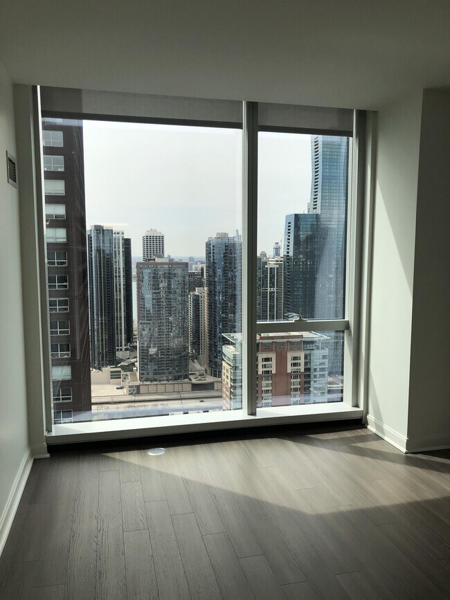 Foto del edificio - 505 E Illinois St