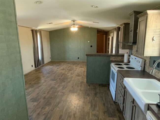 Building Photo - 4 Squid Ln