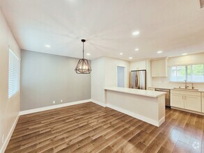 Building Photo - 9213 El Tango Cir