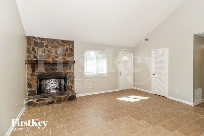 Building Photo - 1252 Sherwood Dr