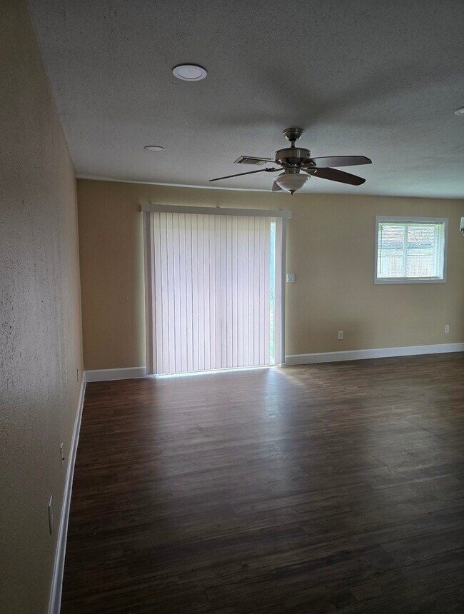 Foto del edificio - 2023 Barnsley Ln