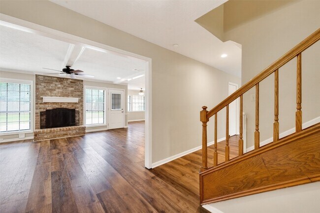 Building Photo - 18111 Shireoak Dr