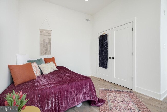 Foto del edificio - 1822 N Front St