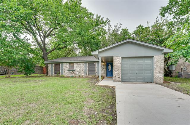Primary Photo - 906 Foxe Basin Dr