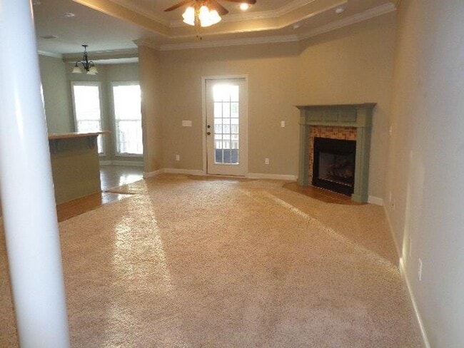 Foto del edificio - Valley Chase Subdivision!