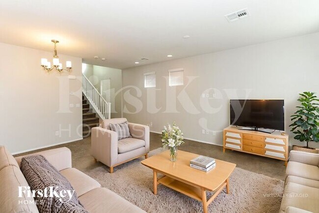 Foto del edificio - 6467 Kellyville Dr