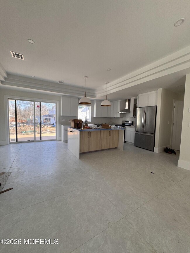 Building Photo - 7 Whalepond Rd