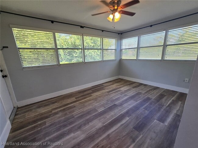 Building Photo - 644 Serenade Terrace