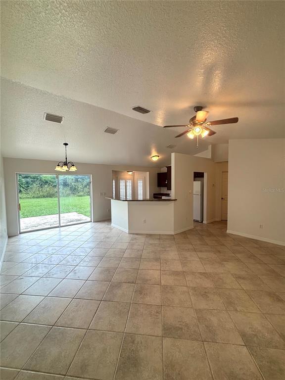 Foto del edificio - 3841 NE 28th Terrace