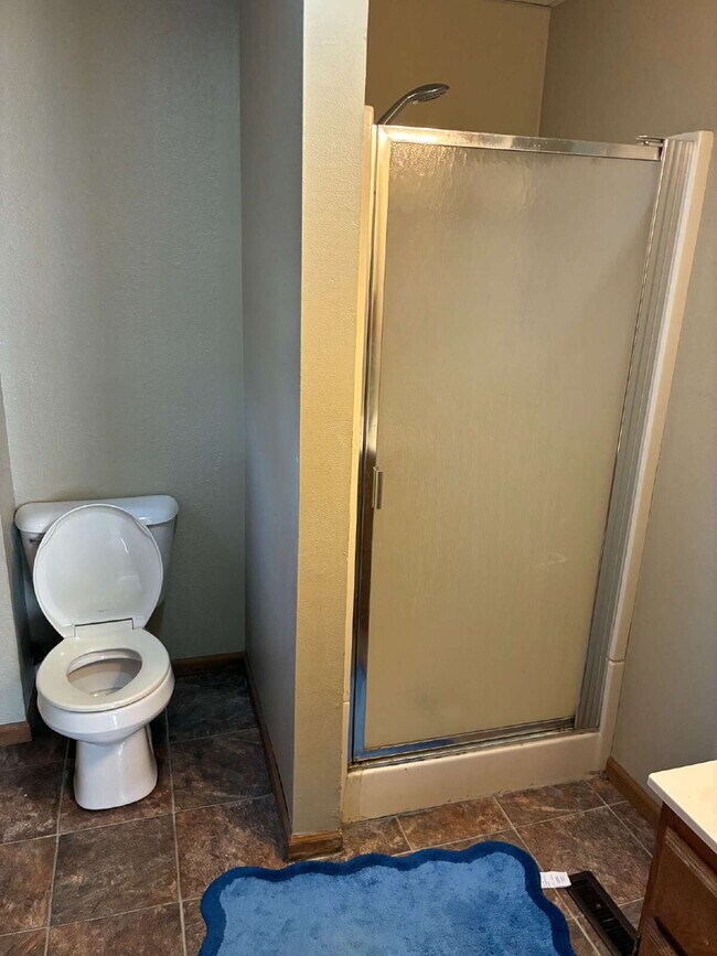 Foto del edificio - 2 bed 1 bath near UWEC area!