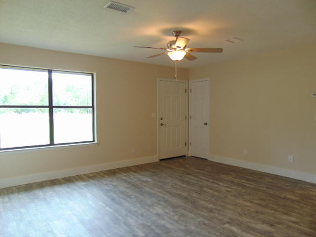 Building Photo - 1952 Co Hwy 3280