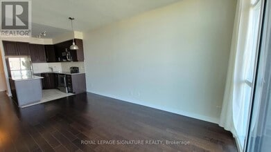 Building Photo - 223-2223 Webb Dr