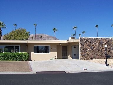 Primary Photo - 46285 Burroweed Ln