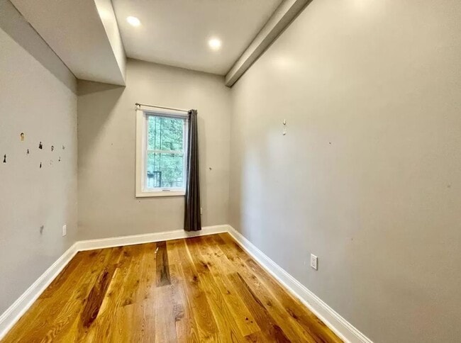 Building Photo - 51 Jewett Ave