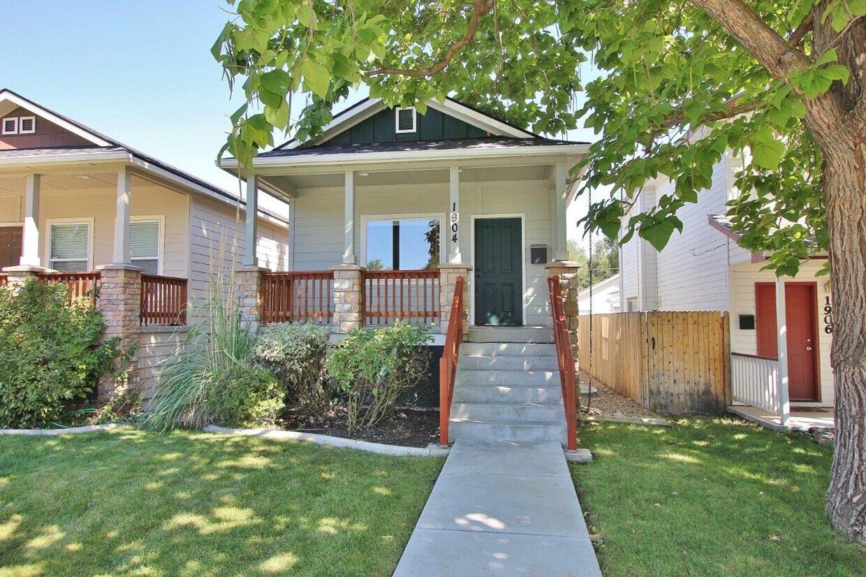 Primary Photo - Craftsman Style Home on the Boise Bench