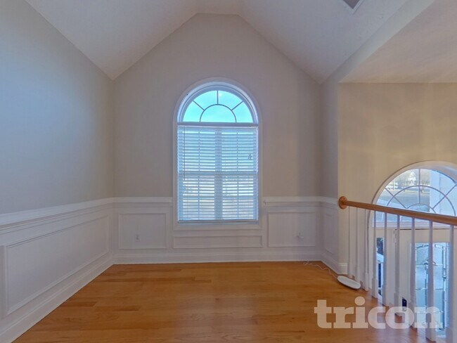 Foto del edificio - 136 Brookside Way