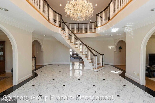 Foto del edificio - 6 br, 8.5 bath House - 9908 Bentcross Drive