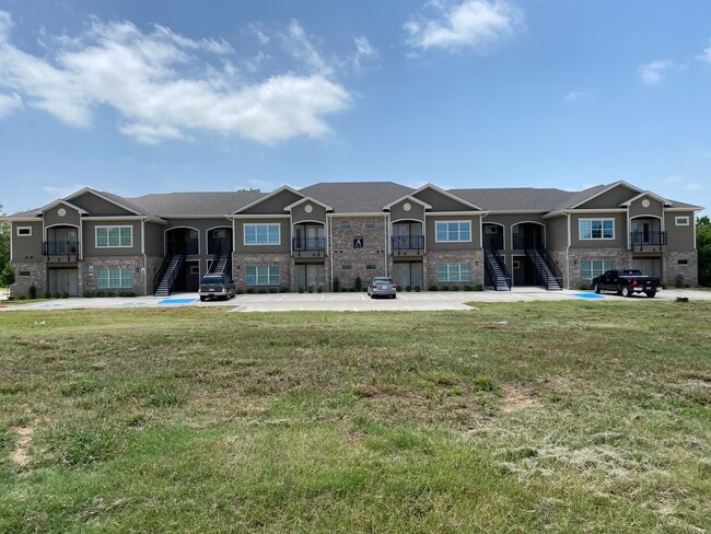 Parkview Apartments - Parkview Apartments