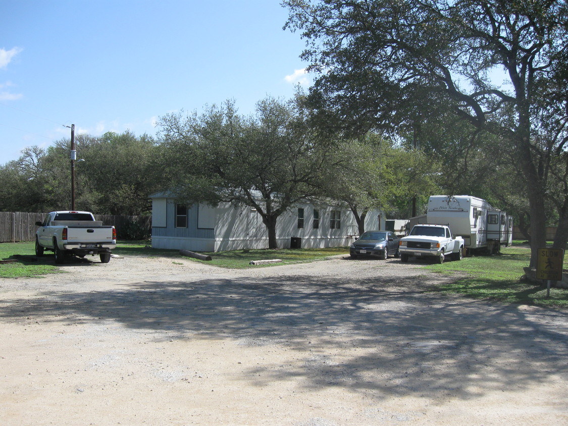 Foto del edificio - Majestic Oaks Manor