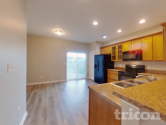 Foto del edificio - 2027 Shadow Creek Blvd
